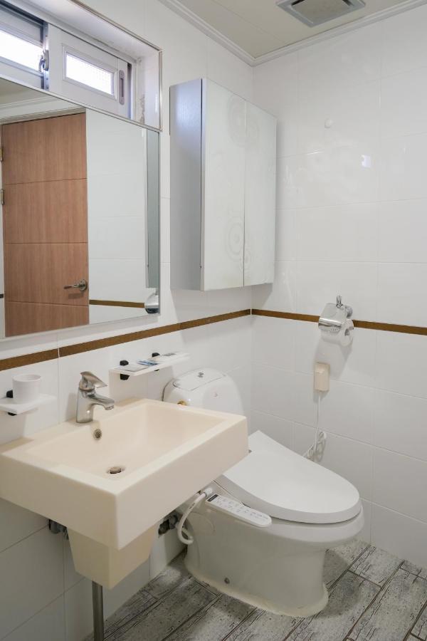 Jungmun Haesung Parktel Villa Seogwipo Luaran gambar