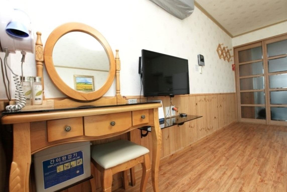 Jungmun Haesung Parktel Villa Seogwipo Luaran gambar