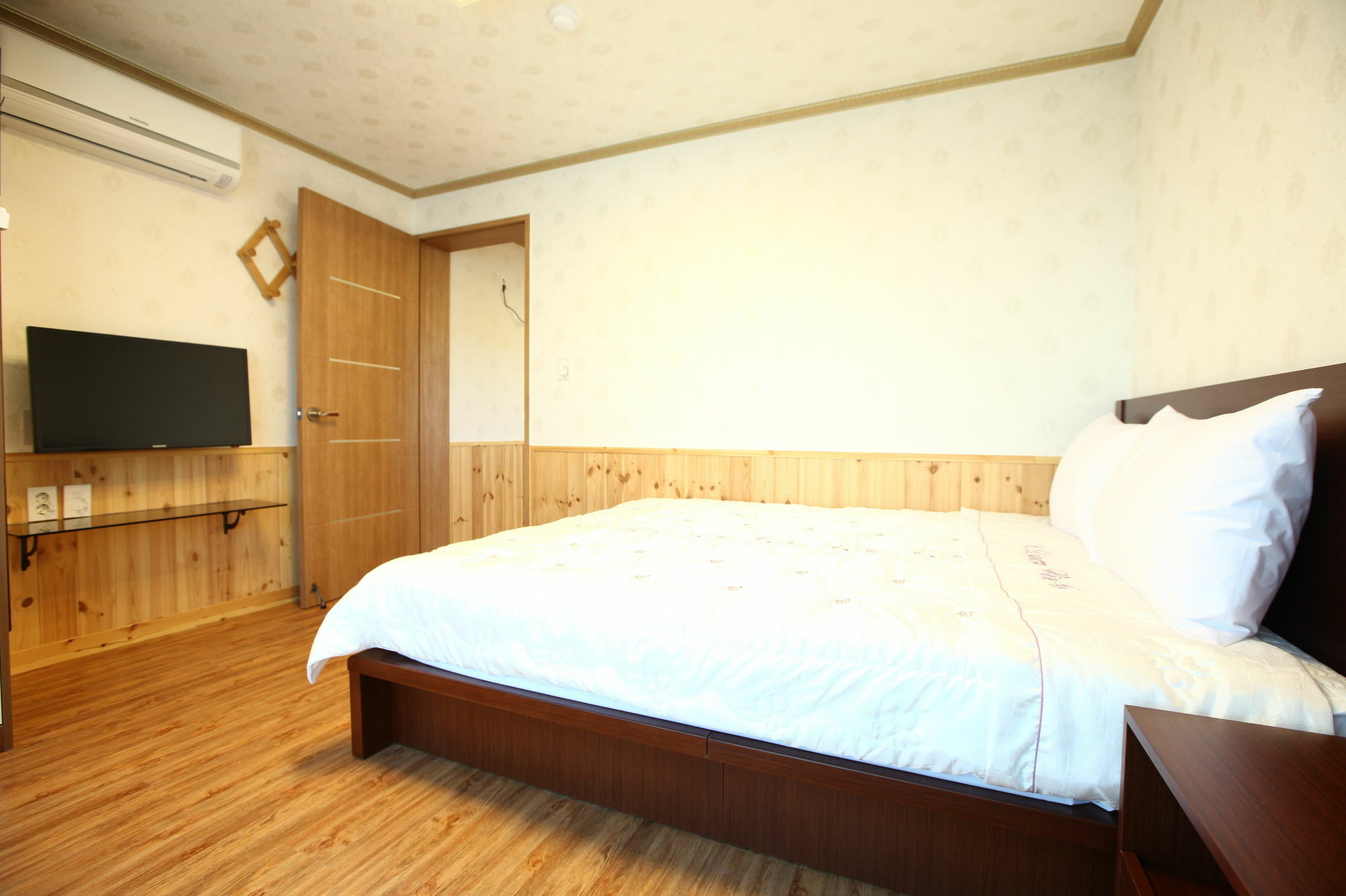 Jungmun Haesung Parktel Villa Seogwipo Luaran gambar