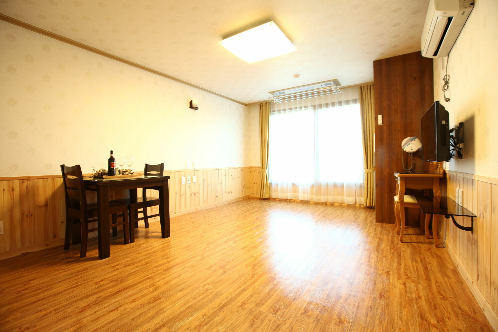 Jungmun Haesung Parktel Villa Seogwipo Luaran gambar